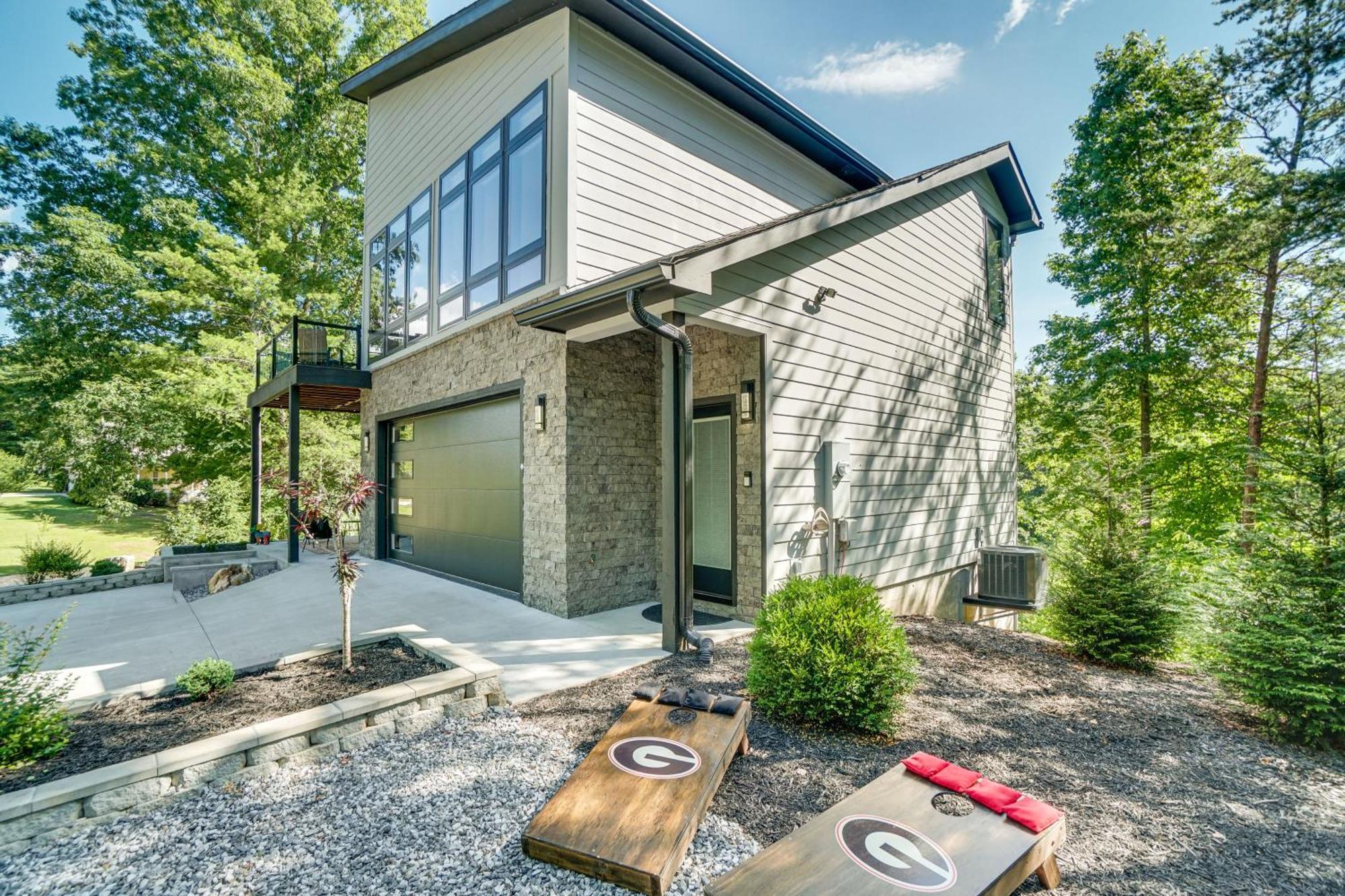 Luxury Modern Home On Golf Course With Game Room! Хелен Экстерьер фото